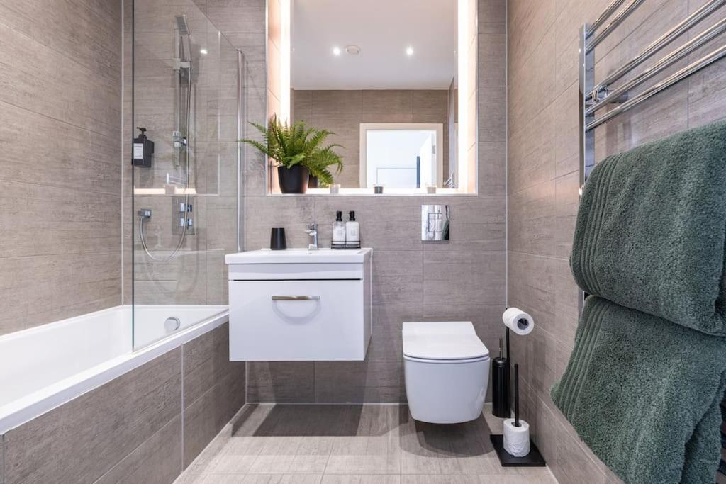Apartment Elegant 4 *